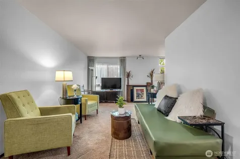 11300 1st Avenue NE Seattle WA 98125