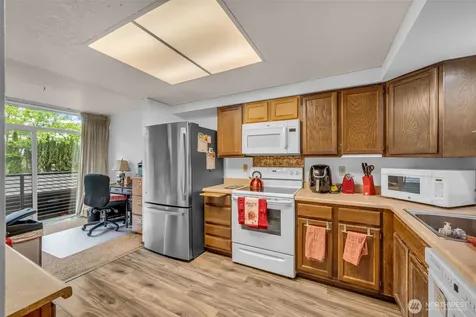 11300 1st Avenue NE Seattle WA 98125