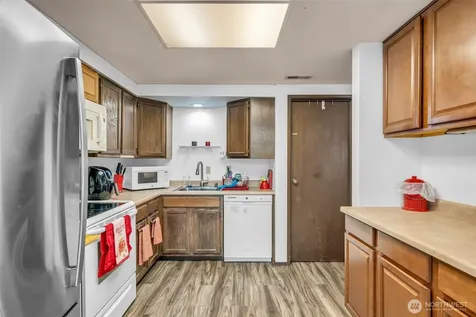 11300 1st Avenue NE Seattle WA 98125