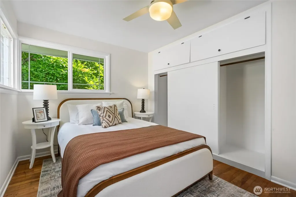 13322 3rd Avenue NE Seattle WA 98125