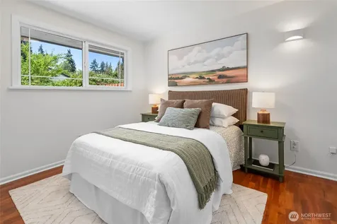 13322 3rd Avenue NE Seattle WA 98125