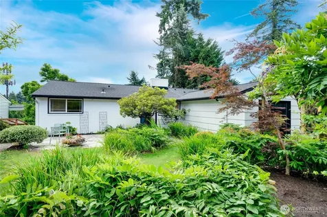 13322 3rd Avenue NE Seattle WA 98125
