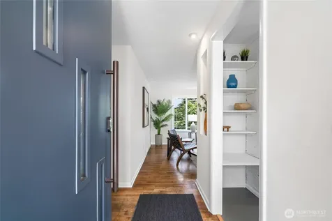 13322 3rd Avenue NE Seattle WA 98125