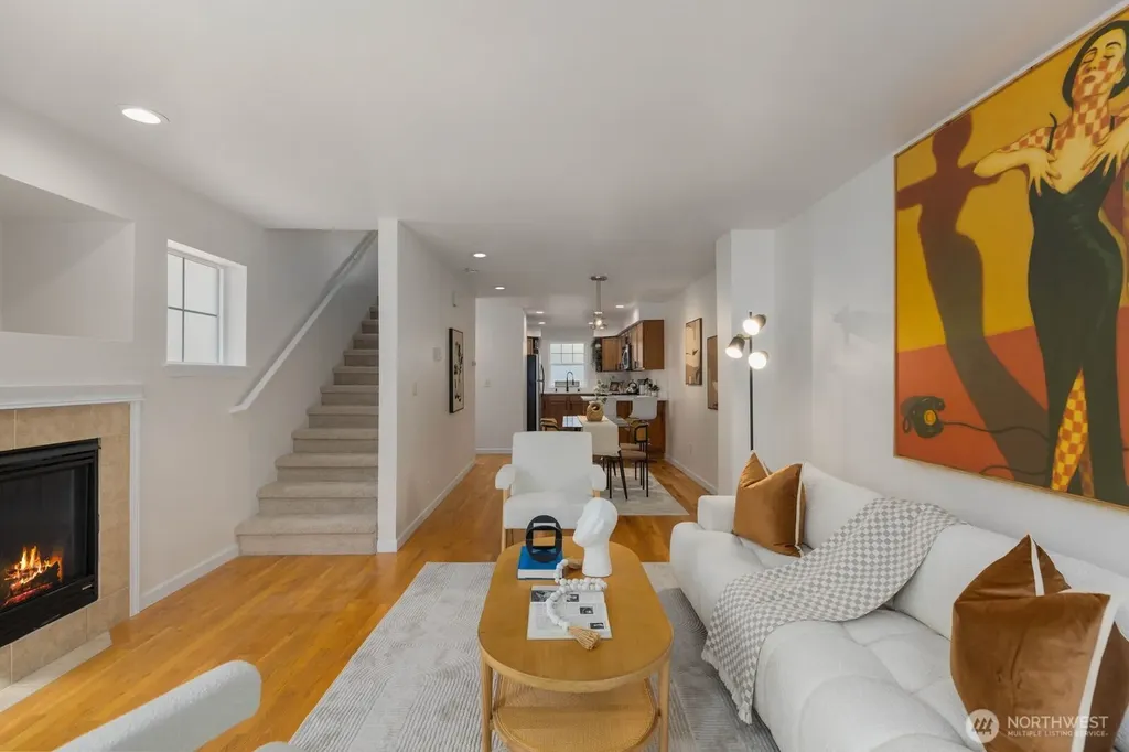 13810 Greenwood Avenue N Seattle WA 98133