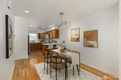 13810 Greenwood Avenue N Seattle WA 98133