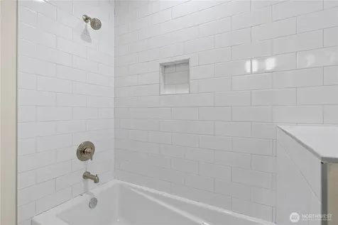 8045 19th Avenue NE Seattle WA 98115
