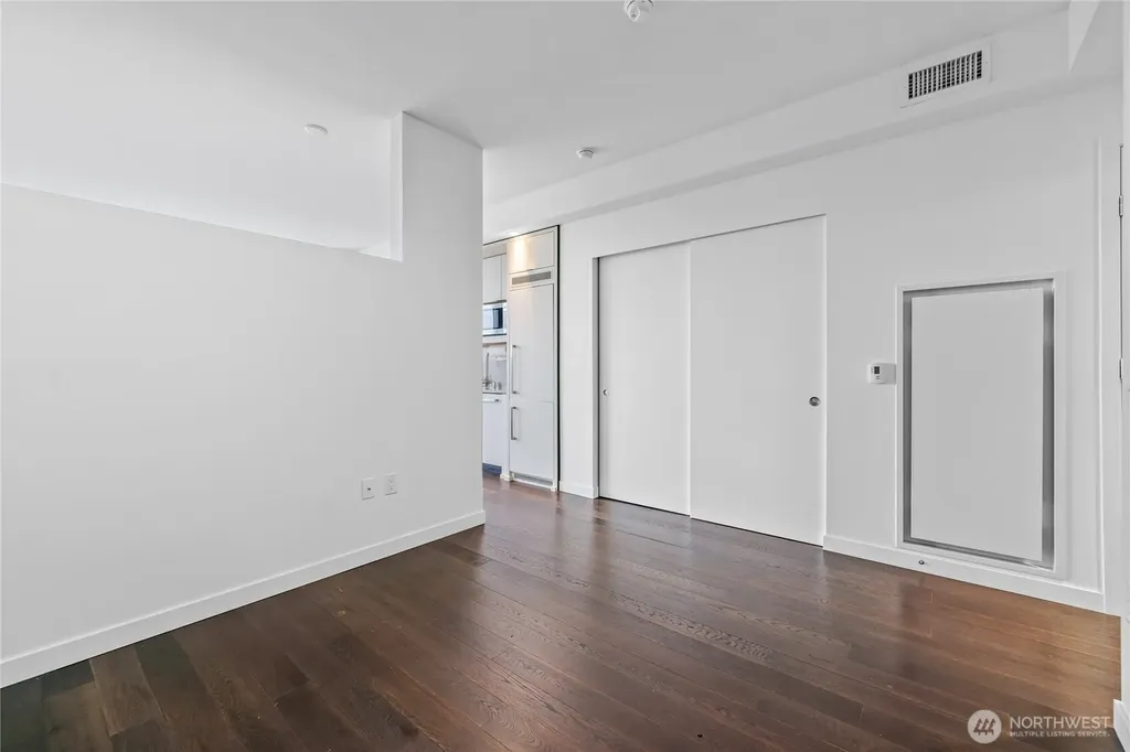 590 1st Avenue S Seattle WA 98104