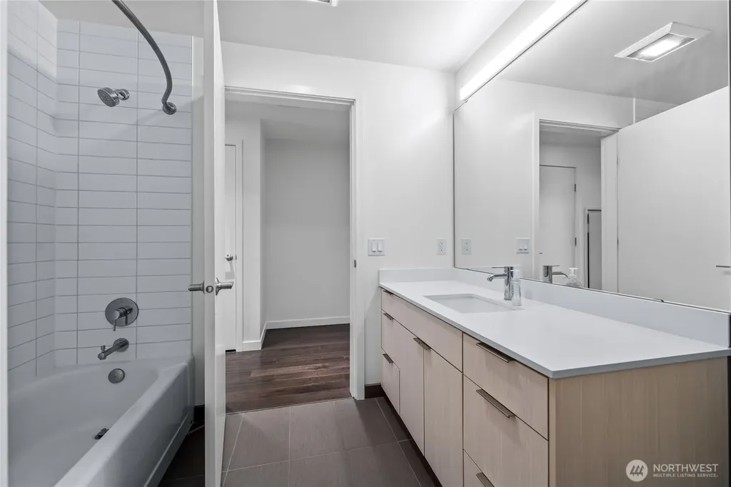 590 1st Avenue S Seattle WA 98104