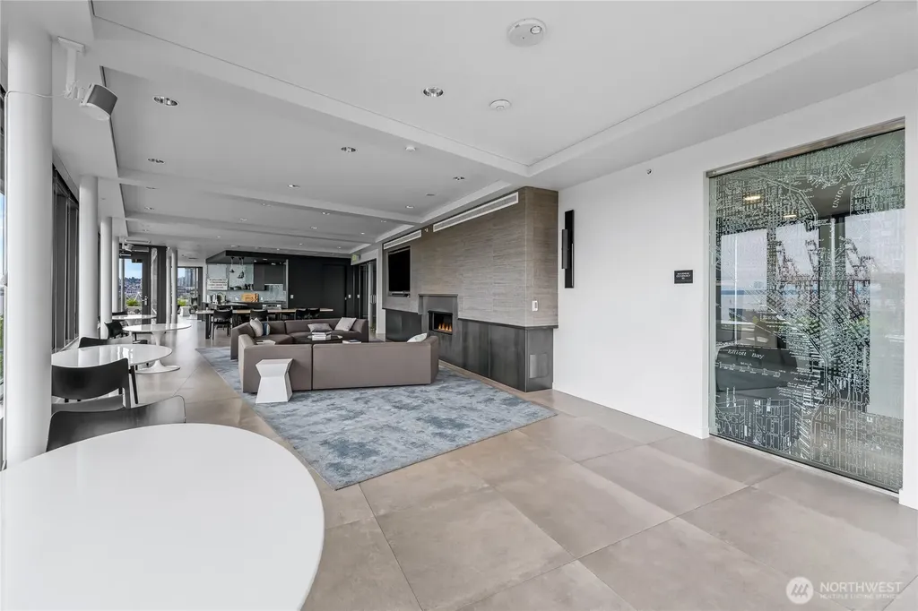 590 1st Avenue S Seattle WA 98104