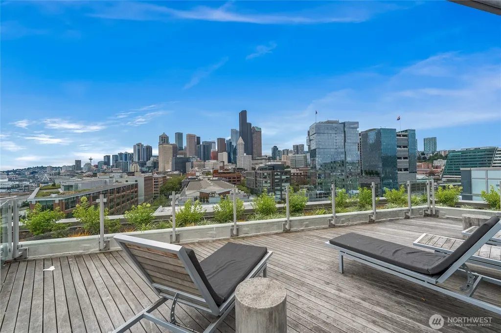 590 1st Avenue S Seattle WA 98104