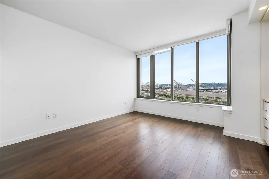 590 1st Avenue S Seattle WA 98104