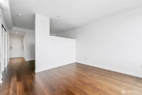 590 1st Avenue S Seattle WA 98104