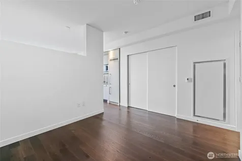 590 1st Avenue S Seattle WA 98104