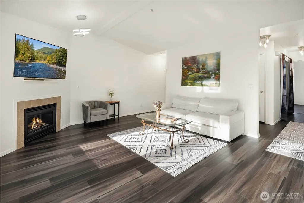 710 240th Way SE Sammamish WA 98074