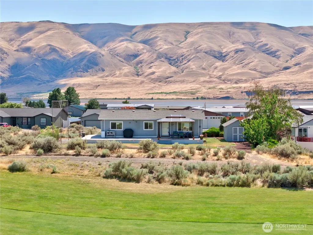 403 Summer Place SW Mattawa WA 99349