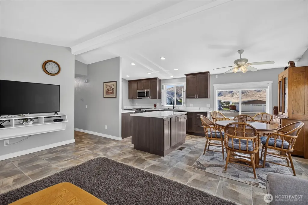403 Summer Place SW Mattawa WA 99349