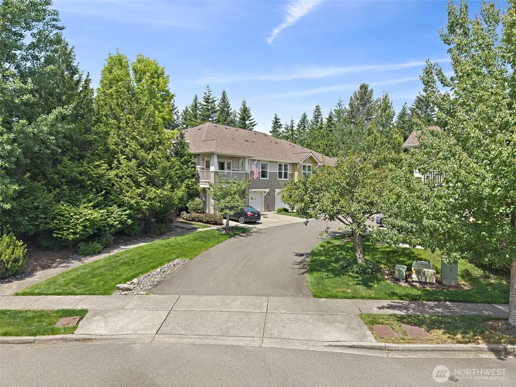 7705 Fairway Avenue SE Snoqualmie WA 98065