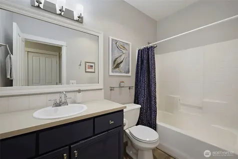 7705 Fairway Avenue SE Snoqualmie WA 98065
