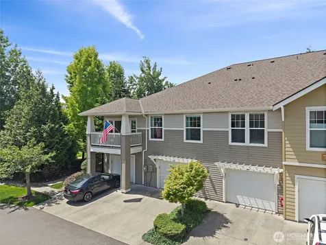 7705 Fairway Avenue SE Snoqualmie WA 98065