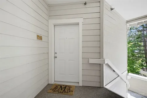 7705 Fairway Avenue SE Snoqualmie WA 98065