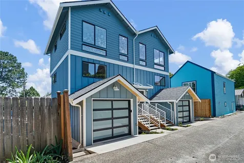 8043 19th Avenue NE Seattle WA 98115