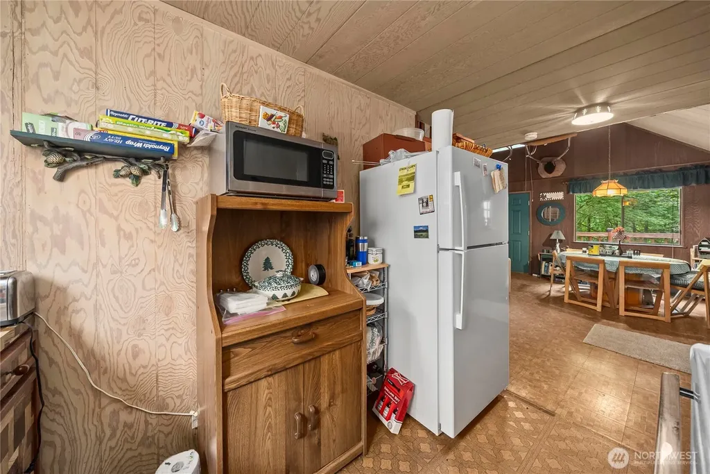 146 Mount Rainier Drive Packwood WA 98361