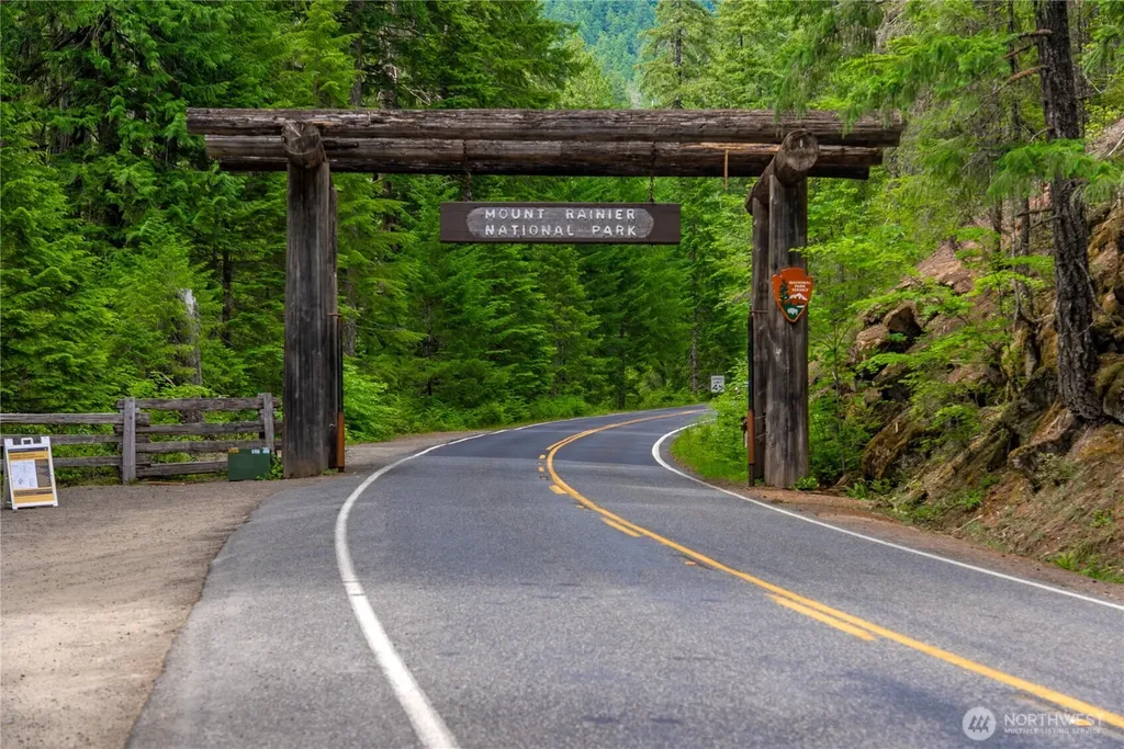 146 Mount Rainier Drive Packwood WA 98361