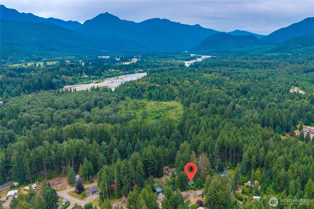 146 Mount Rainier Drive Packwood WA 98361