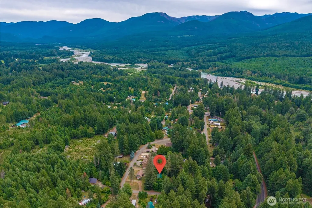 146 Mount Rainier Drive Packwood WA 98361