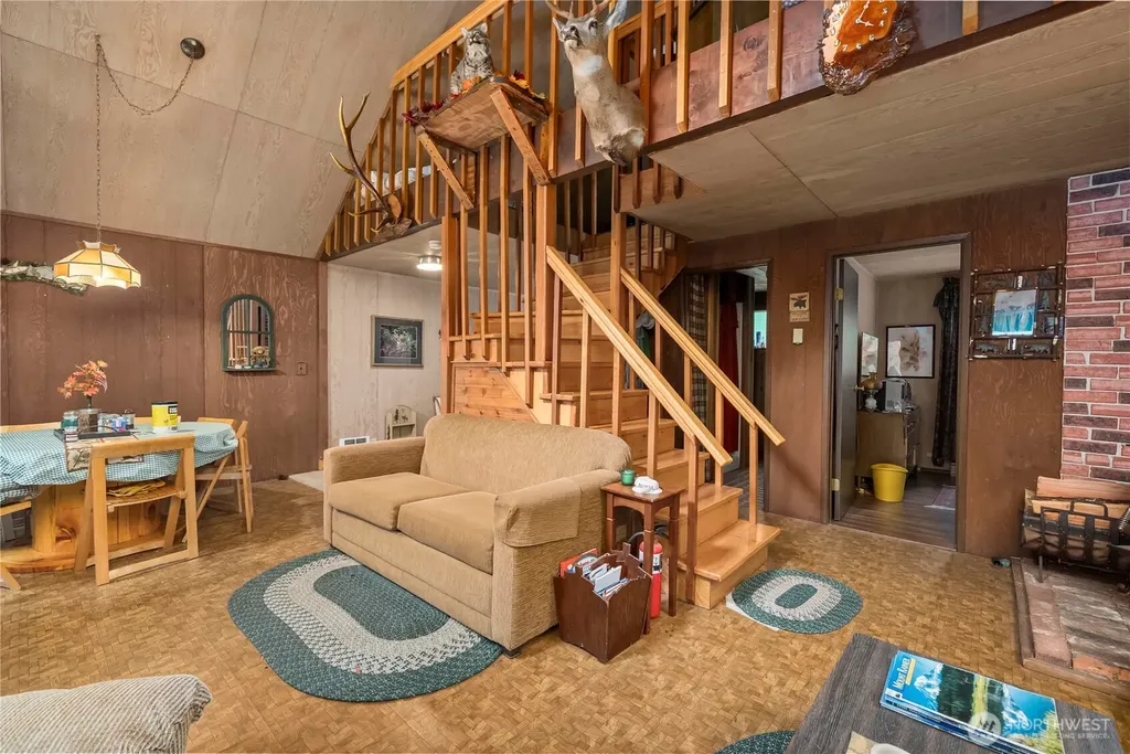 146 Mount Rainier Drive Packwood WA 98361