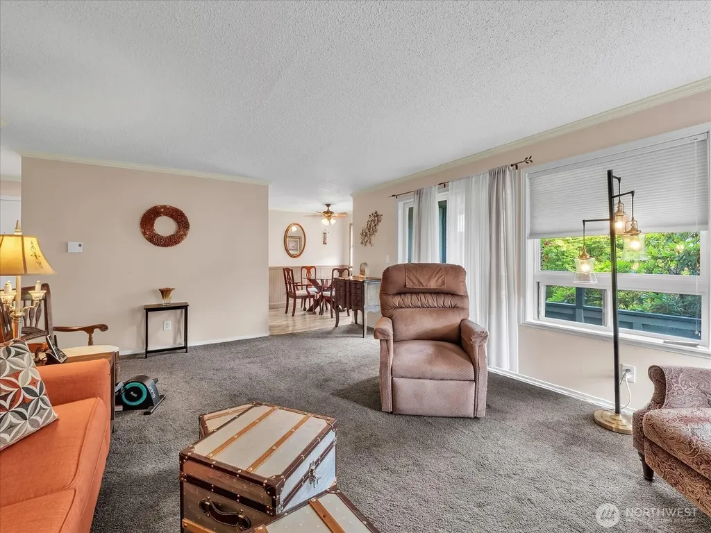 18908 8th Avenue NW Shoreline WA 98177
