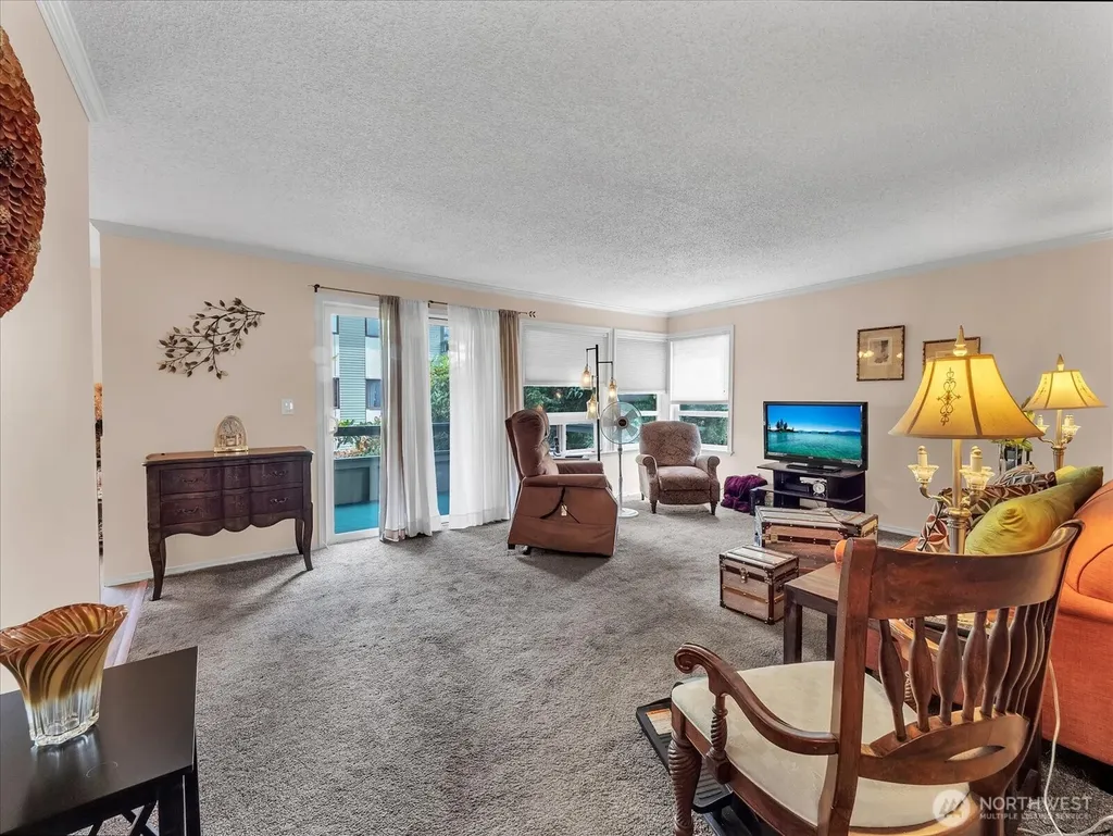 18908 8th Avenue NW Shoreline WA 98177