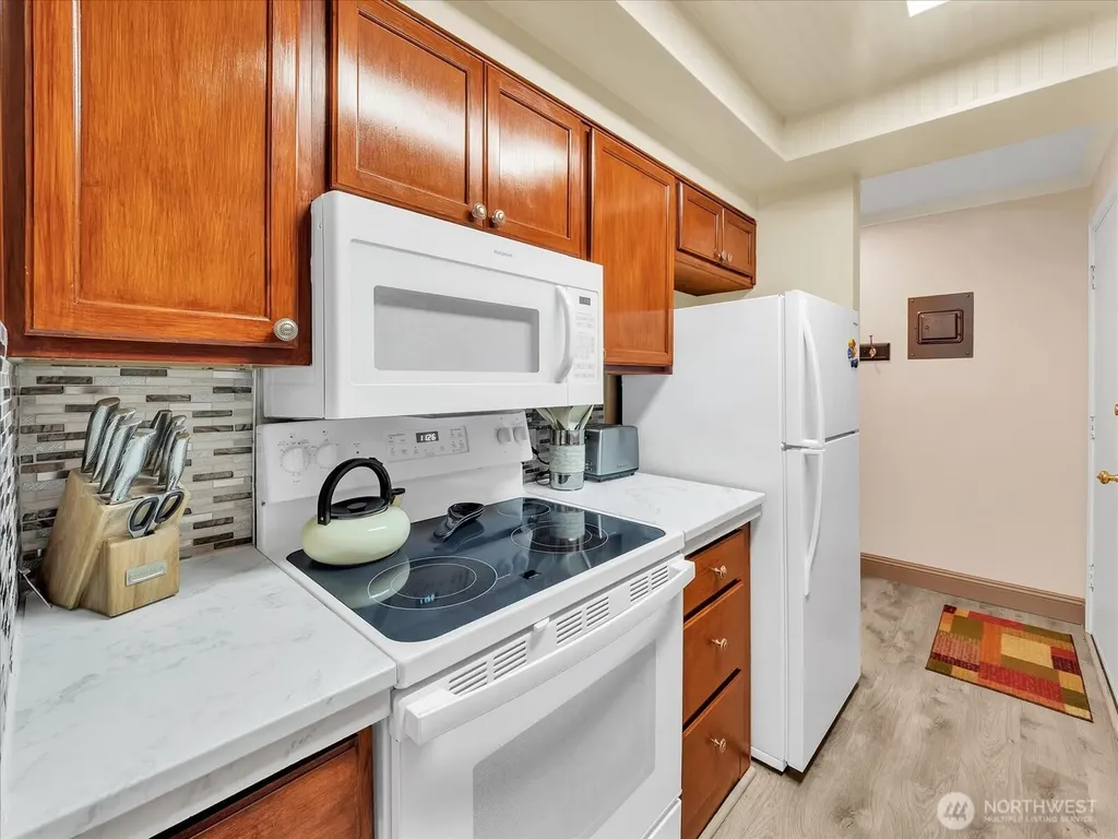 18908 8th Avenue NW Shoreline WA 98177