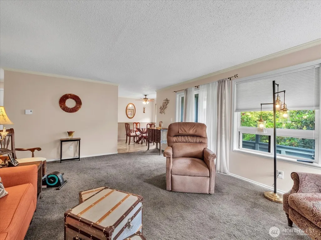 18908 8th Avenue NW Shoreline WA 98177