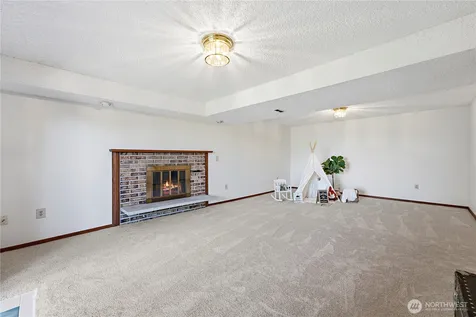 5937 Scenic Drive NE Tacoma WA 98422