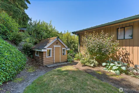 5937 Scenic Drive NE Tacoma WA 98422