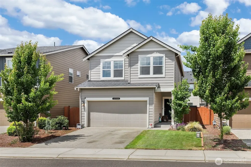 18708 Emmons Court E Puyallup WA 98374