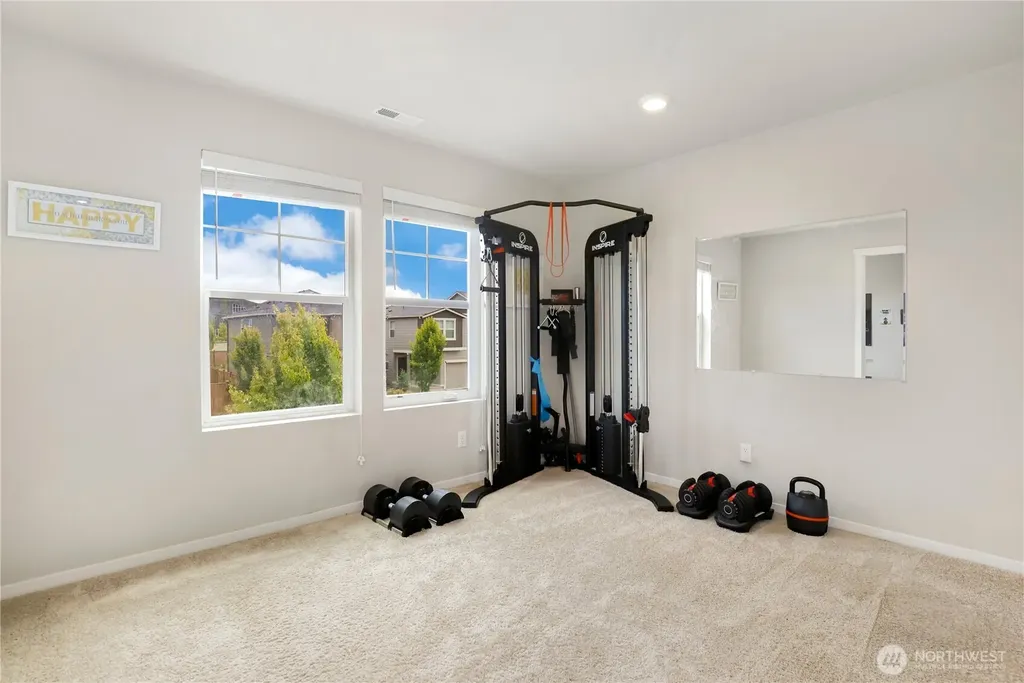 18708 Emmons Court E Puyallup WA 98374