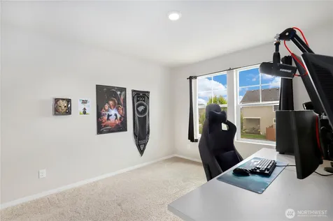 18708 Emmons Court E Puyallup WA 98374
