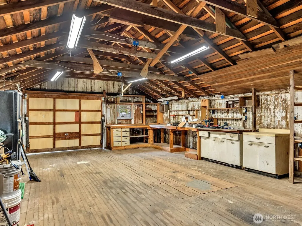 6112 V Place Long Beach WA 98631