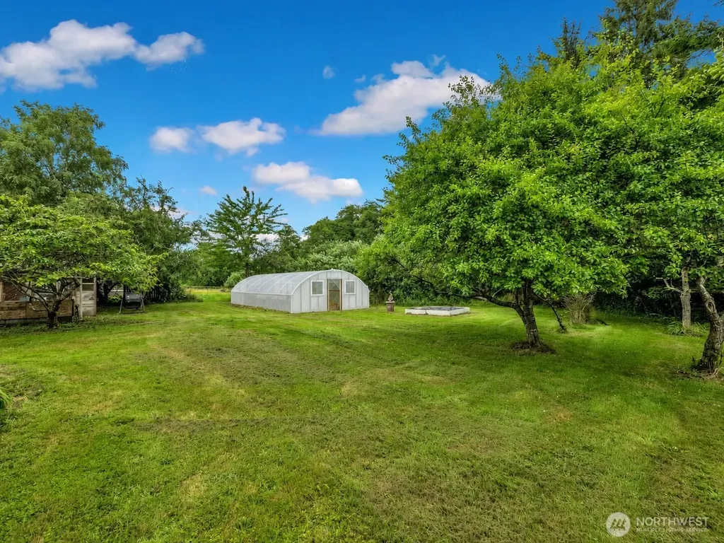 6112 V Place Long Beach WA 98631