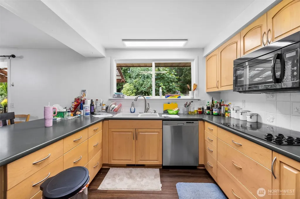 3910 Pueblo Heights Mount Vernon WA 98273