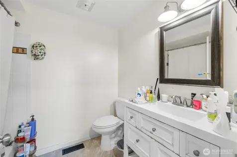 3910 Pueblo Heights Mount Vernon WA 98273
