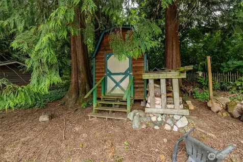 3910 Pueblo Heights Mount Vernon WA 98273