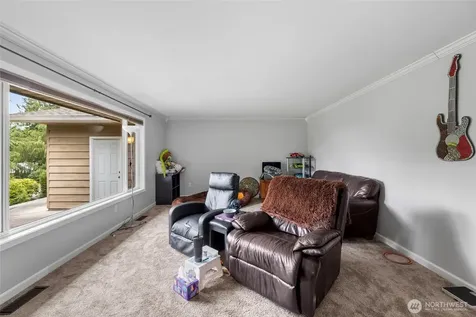 3910 Pueblo Heights Mount Vernon WA 98273