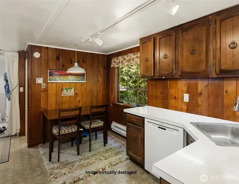 8255 30th Avenue NE Seattle WA 98115