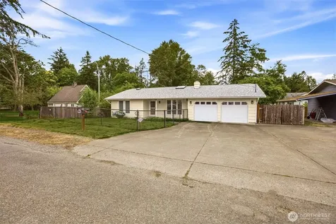 9525 E E Street Tacoma WA 98445