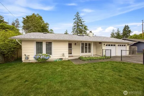 9525 E E Street Tacoma WA 98445