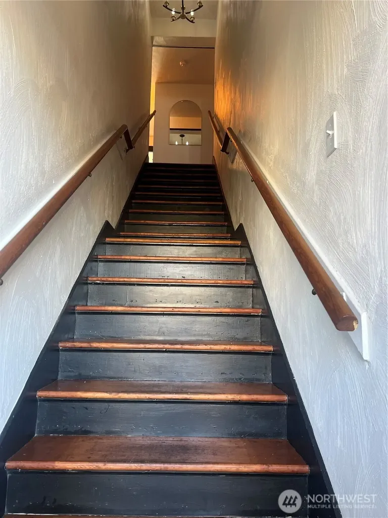 703 W Railroad Shelton WA 98584