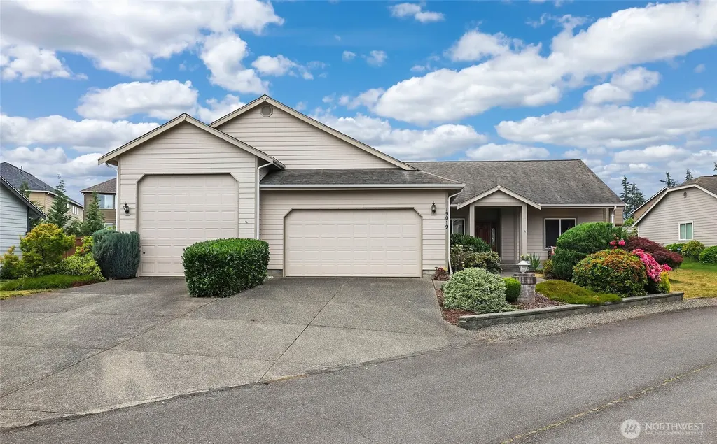 19019 104th Avenue E Puyallup WA 98374